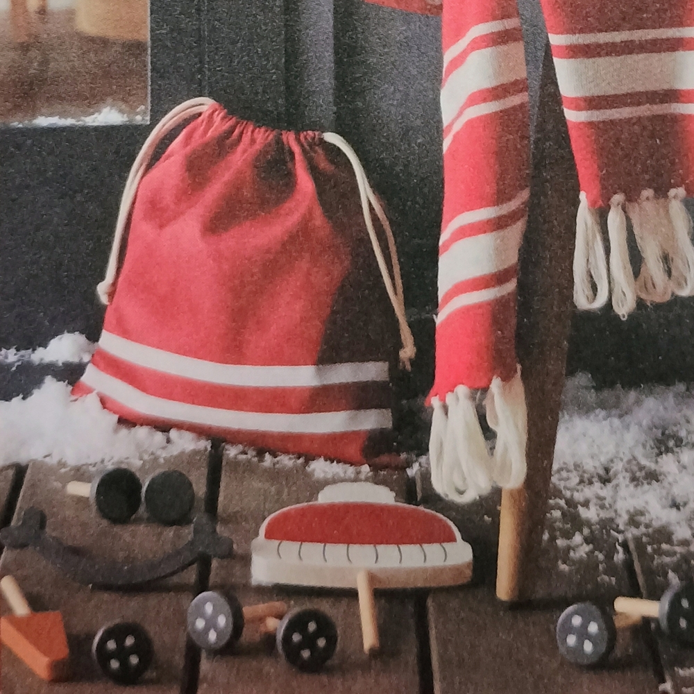 Hearth & Hand NWT Build-A-Snowman Set with Bag 12pc Set